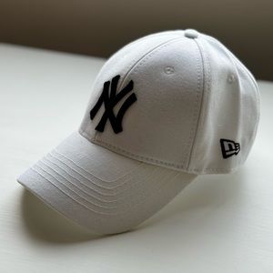 Brand new White-black NY Hat